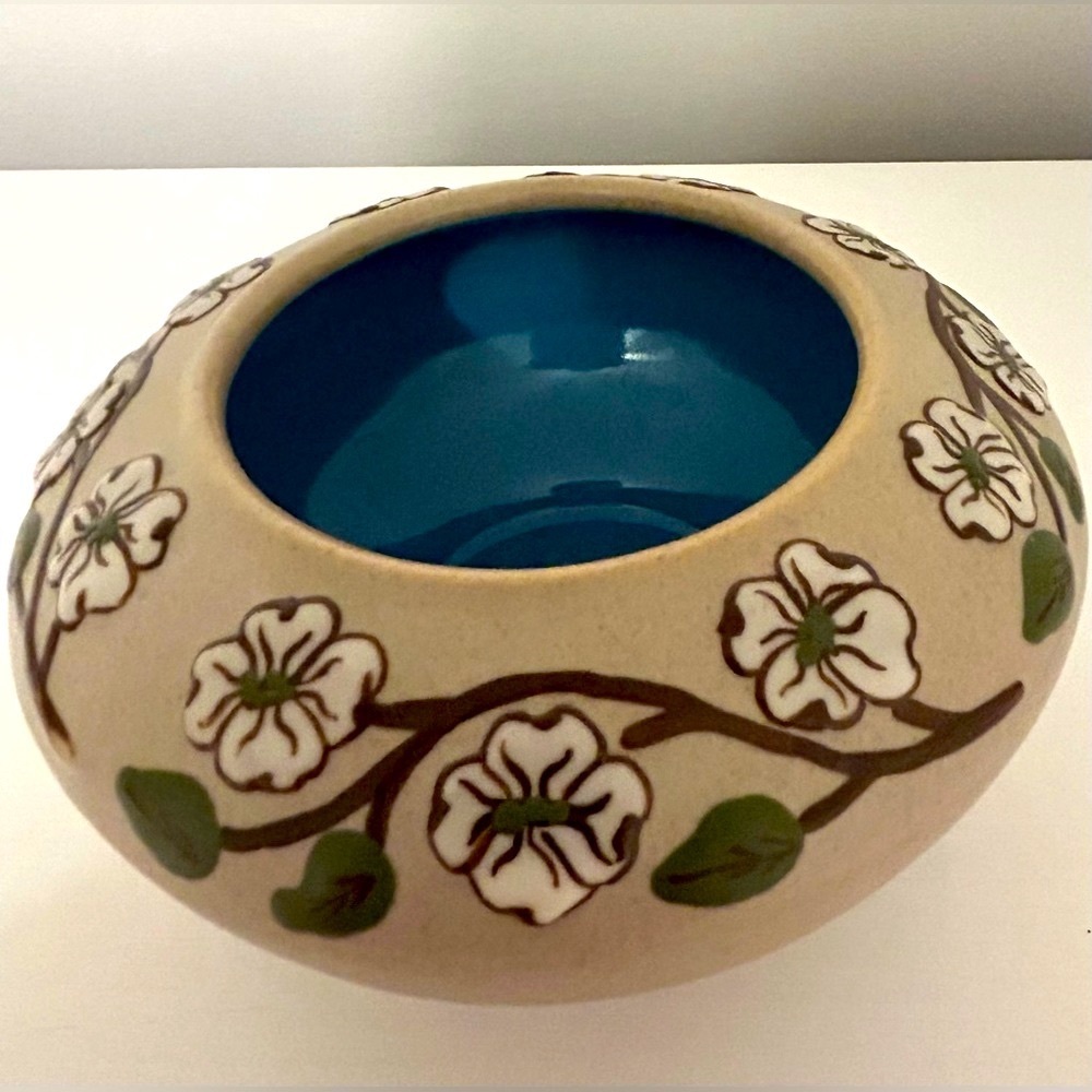 Pigeon Forge Pottery Bowl Vase - Dogwood Flowers With Blue Glaze inside Signed